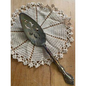 Silverplate Pie Server Pierced Interlude International Silver Tarnished Nice!